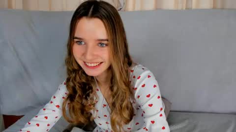 onyxvespera online show from April 14, 2026, 7:03 am