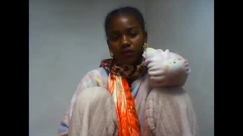 Snapshot of oooorazanasoa chatting on June 9, 2026, 12:28 pm oooorazanasoa online show from June 9, 2026, 12:28 pm