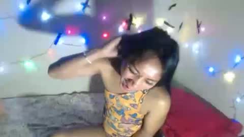 Yummy-Poccahontas online show from February 5, 2025, 6:48 pm