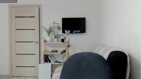 Snapshot of oops_britney chatting on September 18, 2025, 7:05 pm Britney online show from September 18, 2025, 7:05 pm