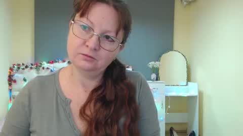 Vanessa online show from March 14, 2026, 6:19 am