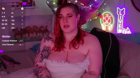 Snapshot of opalreigning chatting on October 25, 2025, 7:16 am Opal online show from October 25, 2025, 7:16 am