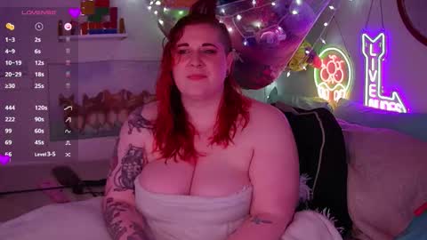 Snapshot of opalreigning chatting on November 10, 2025, 11:20 am Opal online show from November 10, 2025, 11:20 am