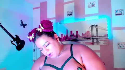 OpraxBell online show from October 5, 2025, 3:16 am