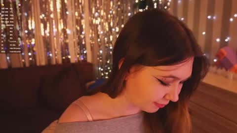 Snapshot of orange_shots chatting on January 10, 2026, 5:15 pm Di online show from January 10, 2026, 5:15 pm