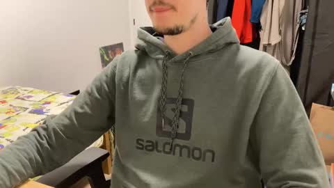 Snapshot of orders19 chatting on November 22, 2025, 10:31 pm Woody online show from November 22, 2025, 10:31 pm