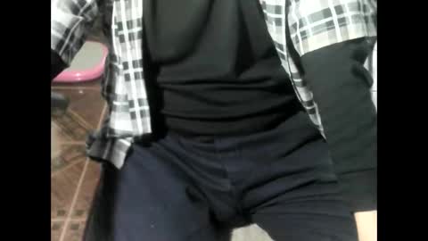 Snapshot of ore_cam chatting on June 8, 2026, 5:35 pm Ore online show from June 8, 2026, 5:35 pm