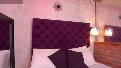 Snapshot of oriana_guzman chatting on December 12, 2024, 3:37 pm Miss Guzman online show from December 12, 2024, 3:37 pm