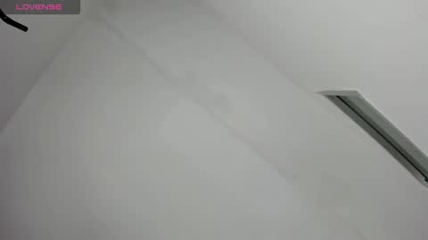 Snapshot of oriana_guzman chatting on October 10, 2025, 10:42 pm Miss Guzman online show from October 10, 2025, 10:42 pm