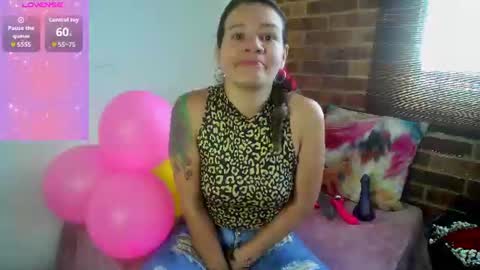 Snapshot of oriana_thomson2 chatting on June 23, 2026, 1:09 pm Oriana online show from June 23, 2026, 1:09 pm