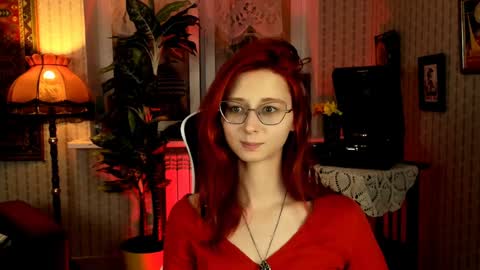 Orianna -  Hi Im into geek culture cosplay crafting LARP games. Shall we play DnD online show from January 14, 2025, 6:07 pm