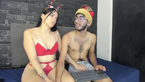 Snapshot of orion_perla chatting on December 23, 2024, 4:01 am orion y perla online show from December 23, 2024, 4:01 am