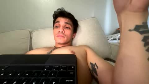 Snapshot of orlando702 chatting on October 20, 2025, 12:22 am orlando702 online show from October 20, 2025, 12:22 am