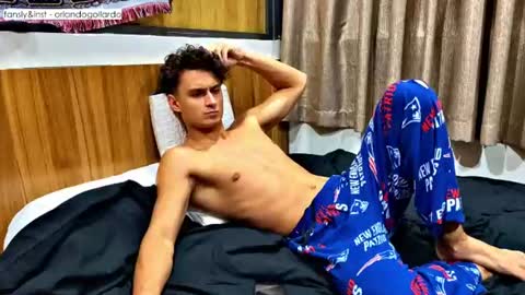 Fansly and Instagram -  online show from July 5, 2026, 9:33 pm