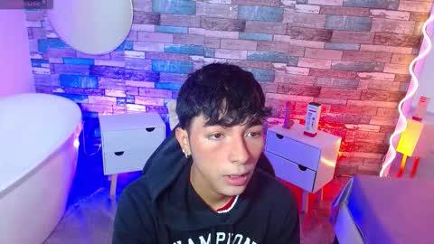 osamu_tay online show from March 13, 2026, 11:50 am