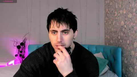 Snapshot of oscar_miller_ chatting on February 8, 2026, 9:40 pm Oscar online show from February 8, 2026, 9:40 pm