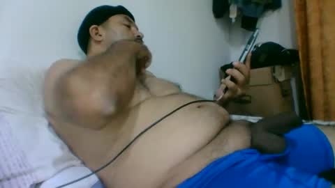 Snapshot of oscarjhe3512 chatting on May 19, 2026, 1:56 am oscarjhe3512 online show from May 19, 2026, 1:56 am