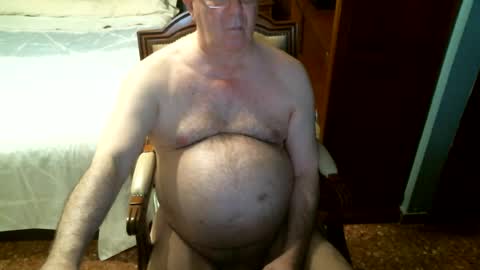 Snapshot of oscarw chatting on June 26, 2026, 3:49 pm Oscar online show from June 26, 2026, 3:49 pm