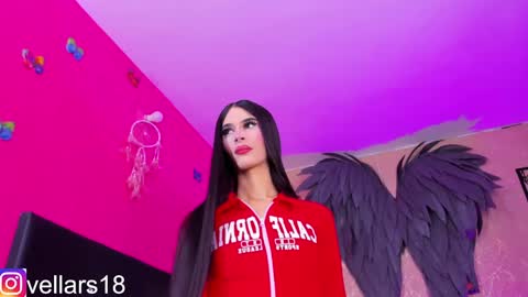 Snapshot of osiris_doll chatting on February 2, 2025, 8:08 pm vella online show from February 2, 2025, 8:08 pm