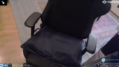 osirisbad online show from December 1, 2024, 8:53 pm