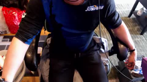 osirisbad online show from April 3, 2026, 3:32 pm