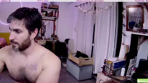Snapshot of osito_blanco chatting on June 4, 2026, 11:11 pm Osito Blanco online show from June 4, 2026, 11:11 pm