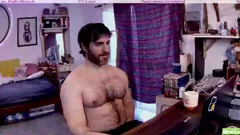 Snapshot of osito_blanco chatting on July 6, 2026, 7:38 pm Osito Blanco online show from July 6, 2026, 7:38 pm