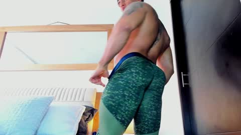 Snapshot of oskar_ford21 chatting on December 21, 2024, 5:29 pm Oskar Ford NEW ACCOUNT online show from December 21, 2024, 5:29 pm