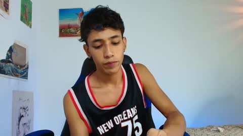 ostin 18hot online show from November 28, 2025, 1:52 am