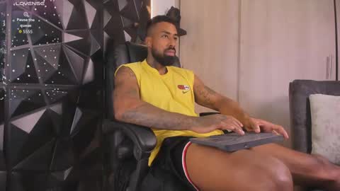 Snapshot of ostin_danielss chatting on October 7, 2025, 11:02 pm Ostin Daniels online show from October 7, 2025, 11:02 pm