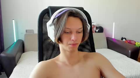 Ostin online show from February 20, 2026, 6:26 am