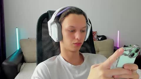 Ostin online show from February 23, 2026, 7:50 am