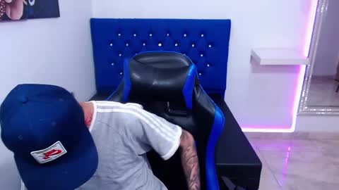 Snapshot of ostinmills chatting on December 4, 2024, 2:15 pm Ostin baby online show from December 4, 2024, 2:15 pm