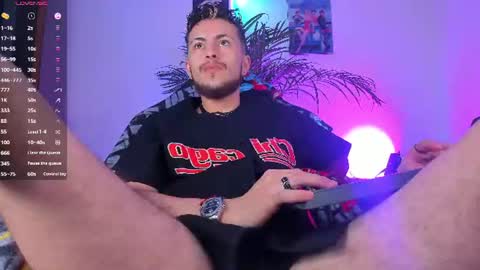 Snapshot of otter_wet chatting on July 1, 2026, 7:43 am otter_wet online show from July 1, 2026, 7:43 am