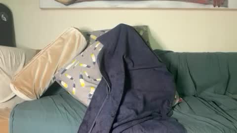 Snapshot of otterboy_1987 chatting on May 26, 2026, 2:13 pm Fraser Foxx online show from May 26, 2026, 2:13 pm