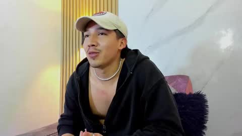 Snapshot of otto_andrew chatting on February 10, 2026, 7:29 pm Otto Andrew online show from February 10, 2026, 7:29 pm