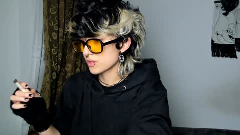 Snapshot of ottoyan_ chatting on December 11, 2024, 5:00 am Otto 3 online show from December 11, 2024, 5:00 am