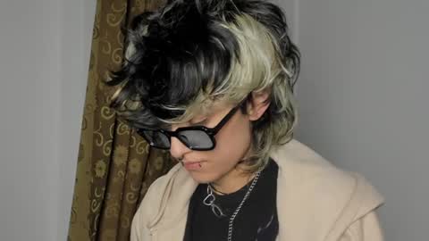 Snapshot of ottoyan_ chatting on December 29, 2024, 6:35 am Otto 3 online show from December 29, 2024, 6:35 am