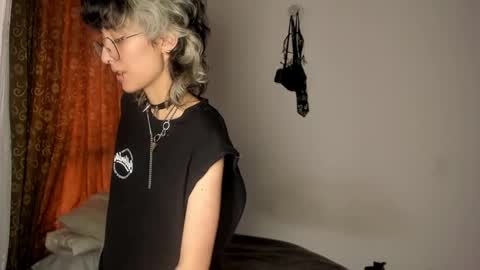 Snapshot of ottoyan_ chatting on February 17, 2025, 6:48 pm Otto 3 online show from February 17, 2025, 6:48 pm