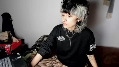 Snapshot of ottoyan_ chatting on February 27, 2025, 3:26 pm Otto 3 online show from February 27, 2025, 3:26 pm