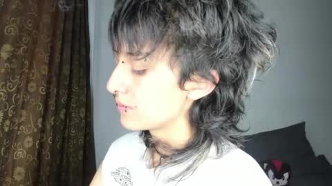 Snapshot of ottoyan_ chatting on November 11, 2025, 7:36 pm Otto 3 online show from November 11, 2025, 7:36 pm