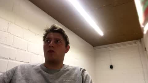 outflayd online show from March 8, 2026, 7:06 pm