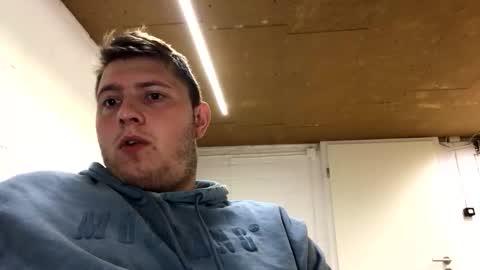 outflayd online show from April 15, 2026, 11:17 am