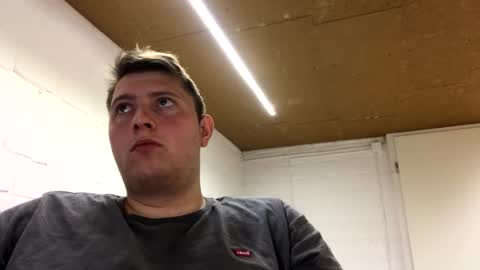 outflayd online show from April 19, 2026, 3:11 pm