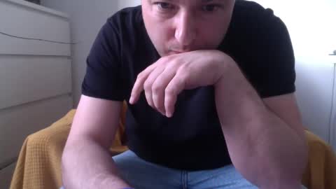  92 online show from March 22, 2026, 3:26 pm