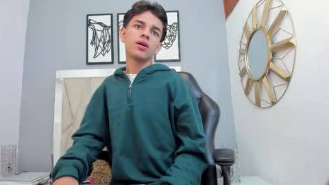 Snapshot of owen__johnson chatting on October 8, 2025, 11:30 am Owen Johnson online show from October 8, 2025, 11:30 am