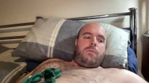 Owen2022 online show from October 24, 2025, 5:48 am