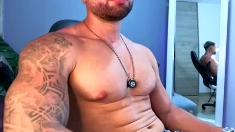 Snapshot of owenmaximus814 chatting on April 23, 2026, 11:18 pm Maximus Owen online show from April 23, 2026, 11:18 pm
