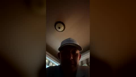 Snapshot of owliecat chatting on May 17, 2026, 4:36 pm owliecat online show from May 17, 2026, 4:36 pm