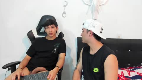 Snapshot of p_jhon chatting on January 21, 2025, 9:46 pm P online show from January 21, 2025, 9:46 pm